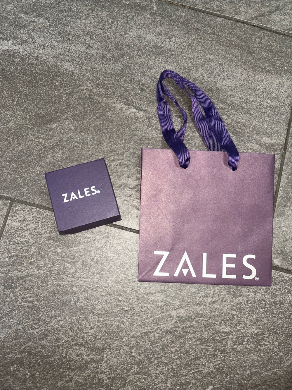 Zales Royal Purple Ring/Earring jewelry box with bag